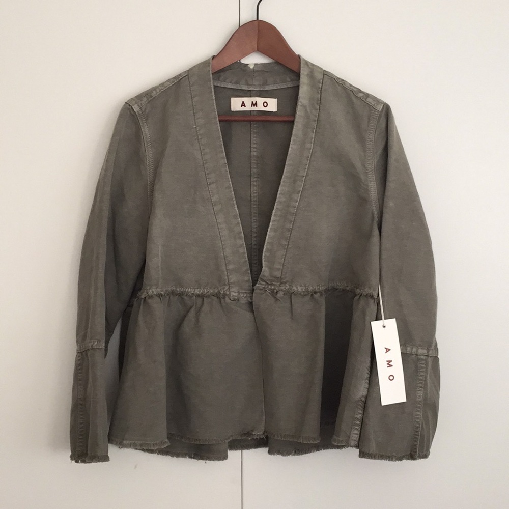 AMO ruffle jacket - Picture 2 of 8